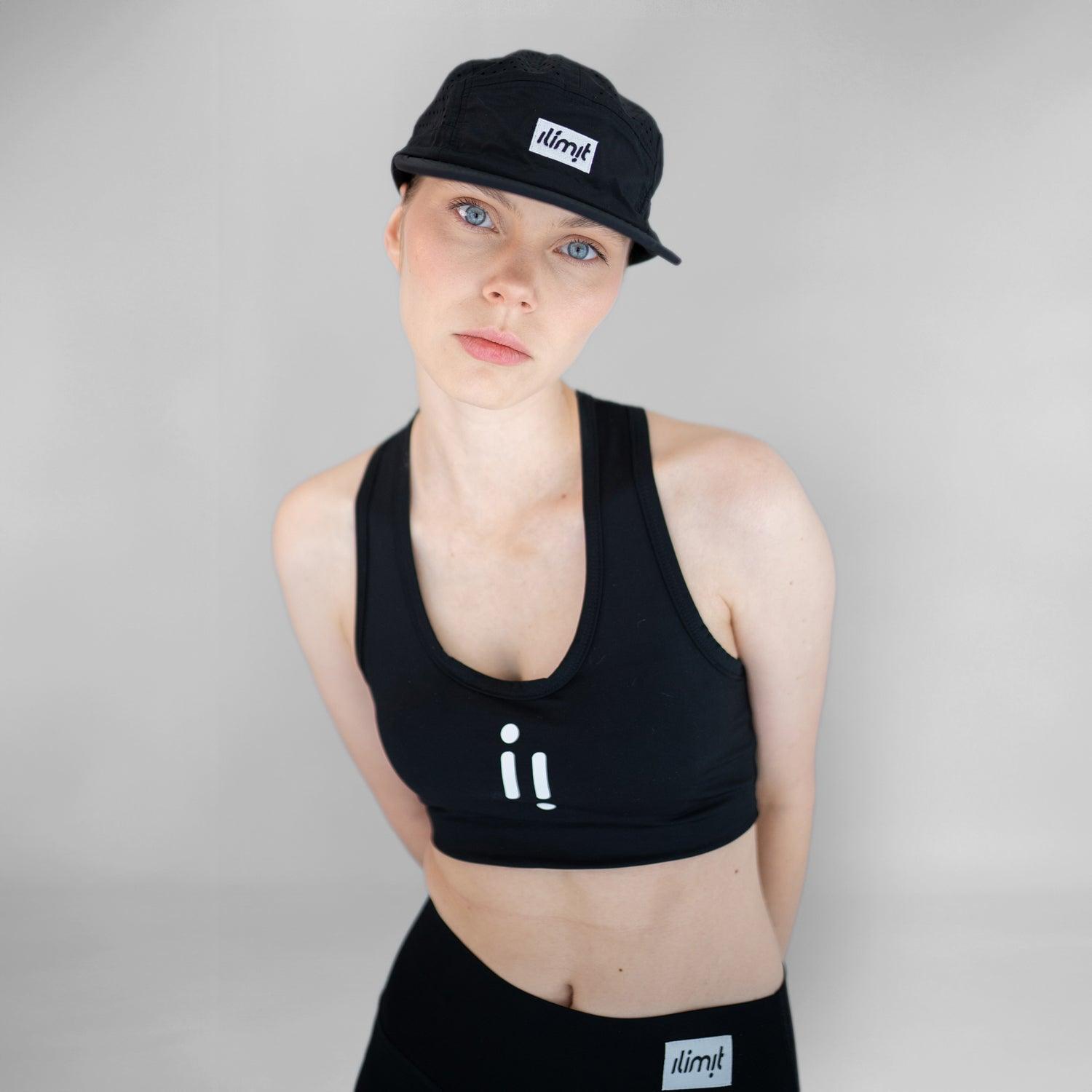 gorra negra running