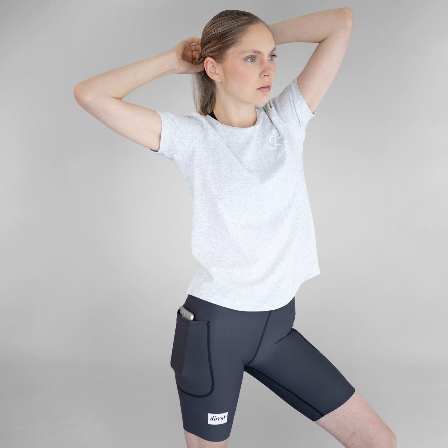 short deportivo mujer gris