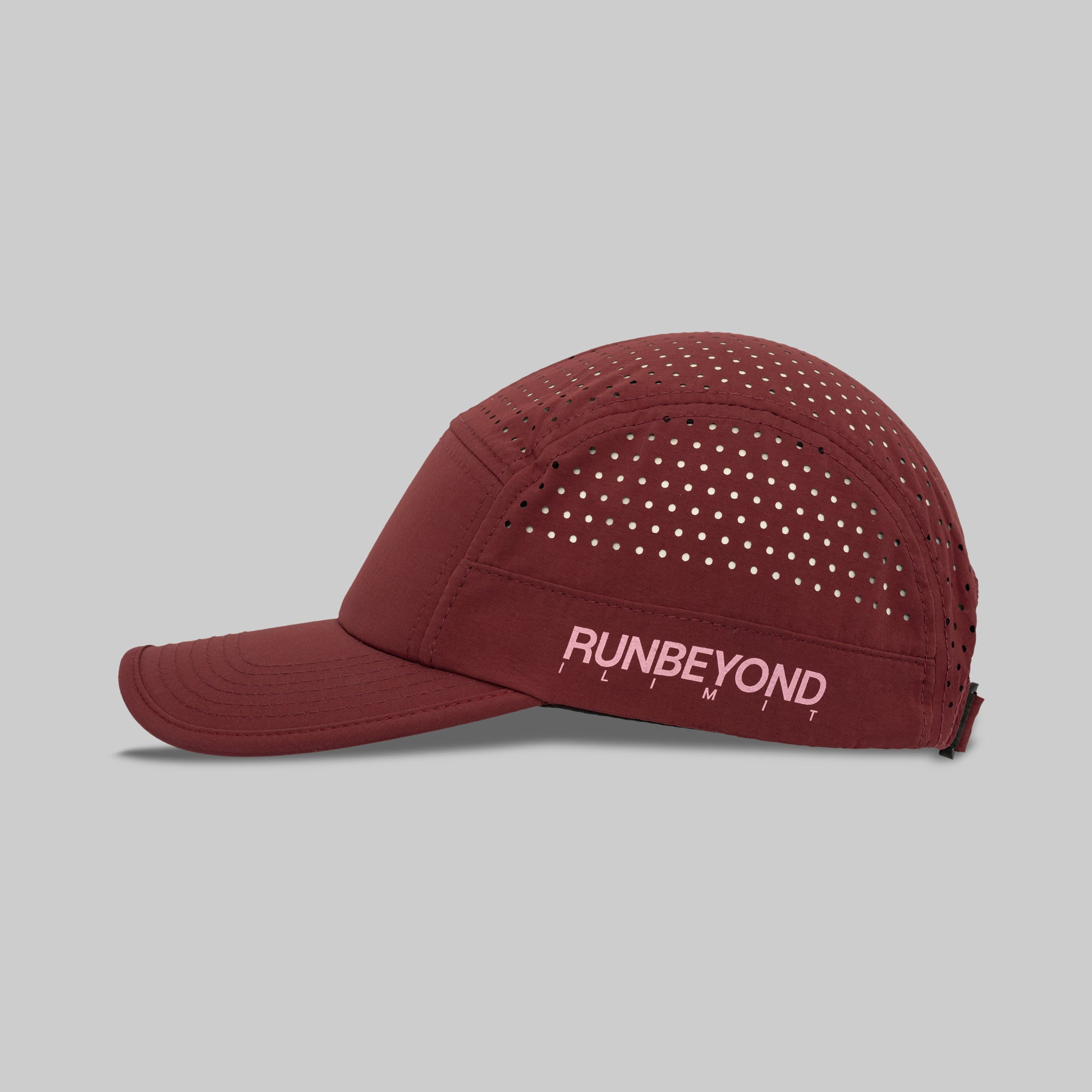 Gorra Edición Limitada Run Beyond Vinotinto