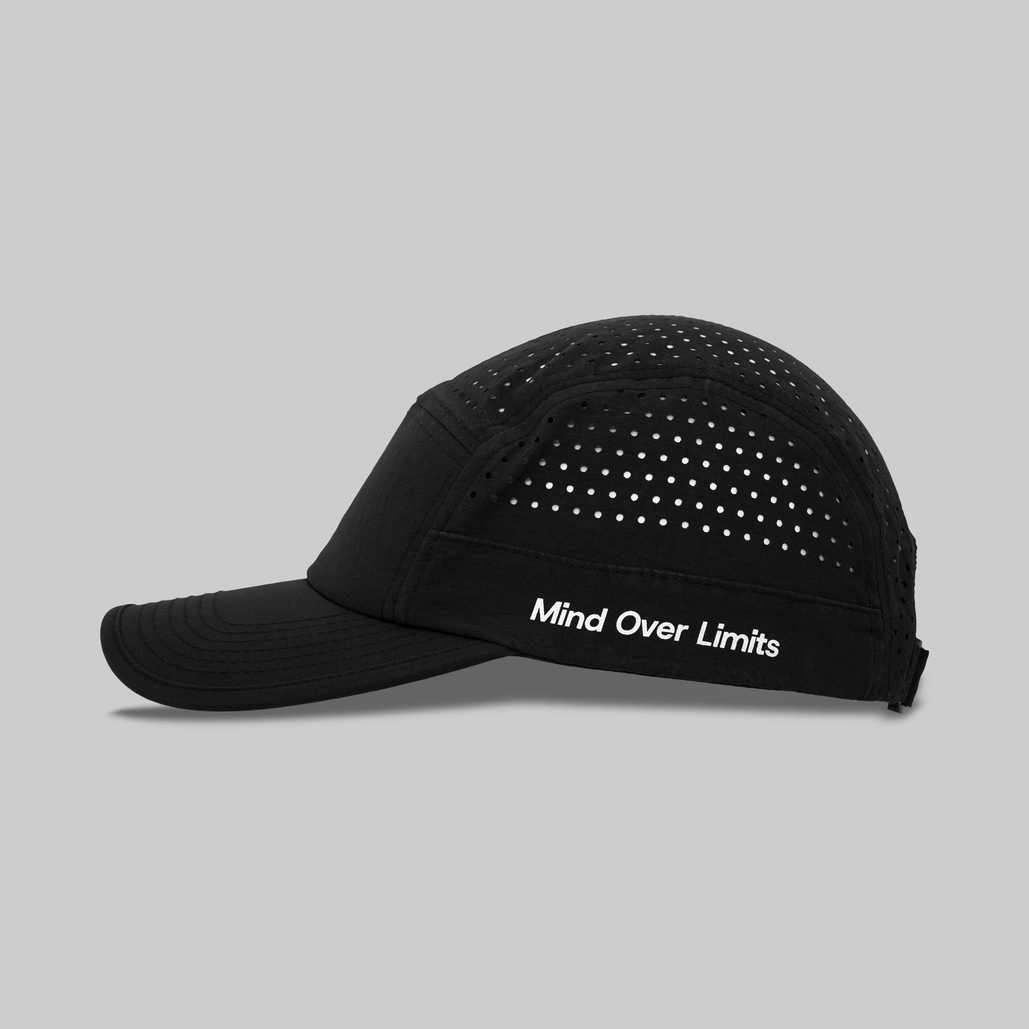 Gorra Edición Limitada Run Beyond Negra