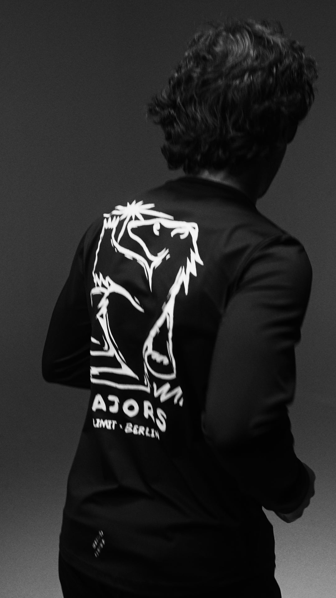 Camiseta Altitud Manga Larga Hombre BERLIN EDITION – MAJORS