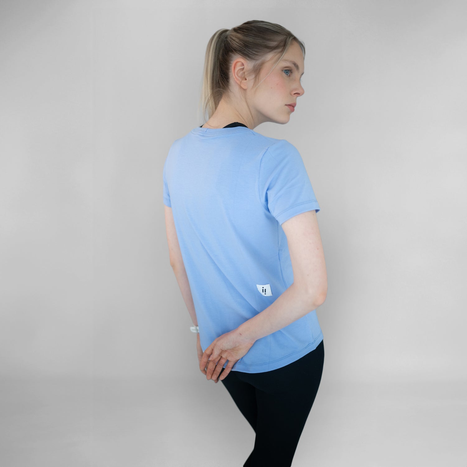 Camiseta Deportiva Mujer Comfort Morada