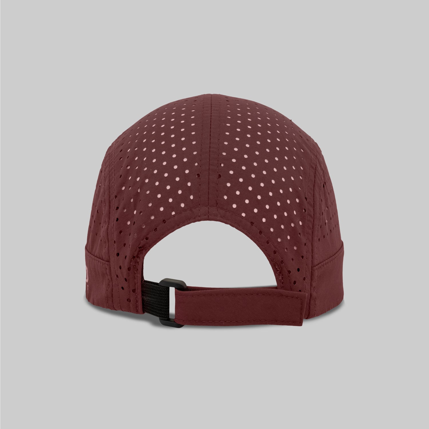 Gorra Edición Limitada Run Beyond Vinotinto