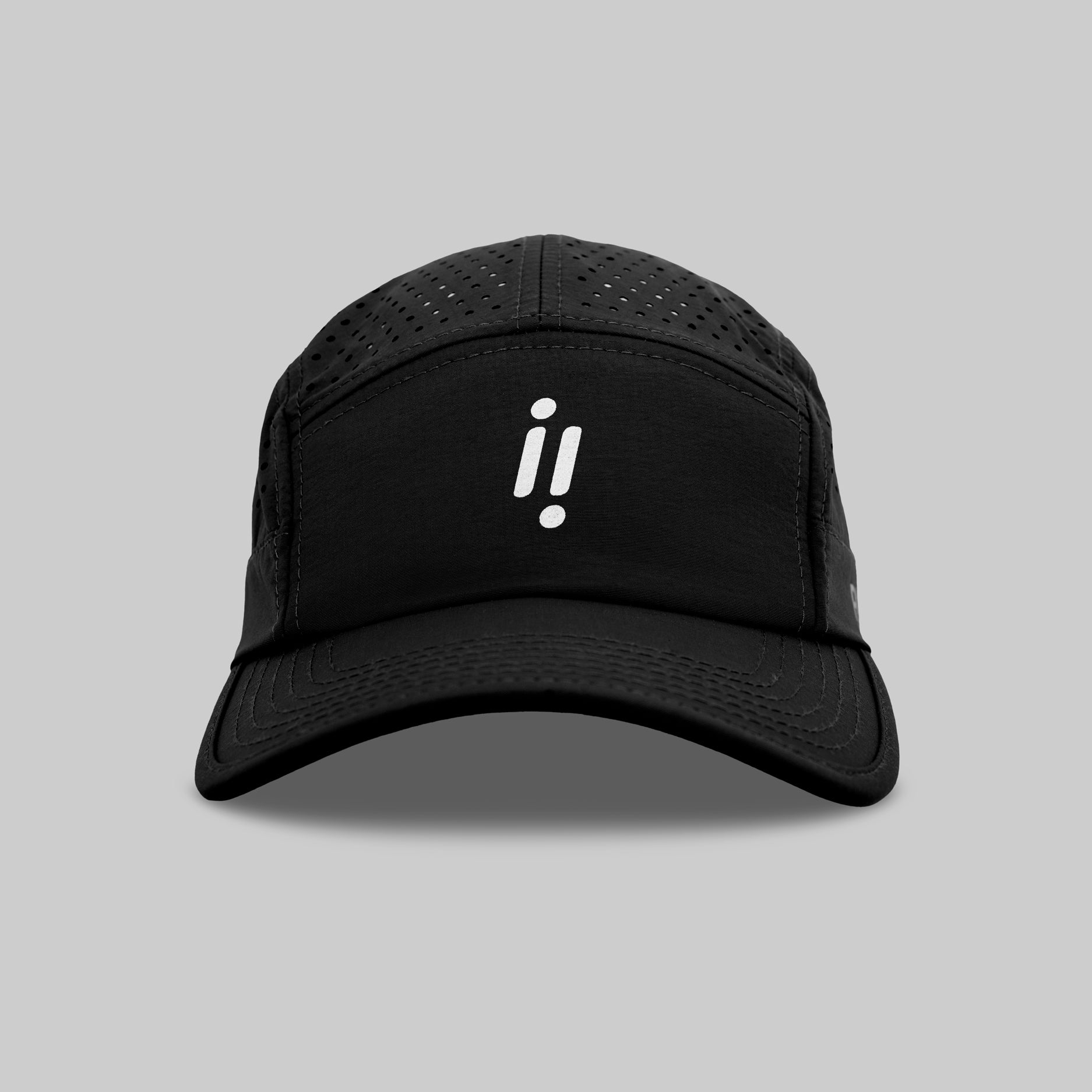 Gorra Edición Limitada Run Beyond Negra