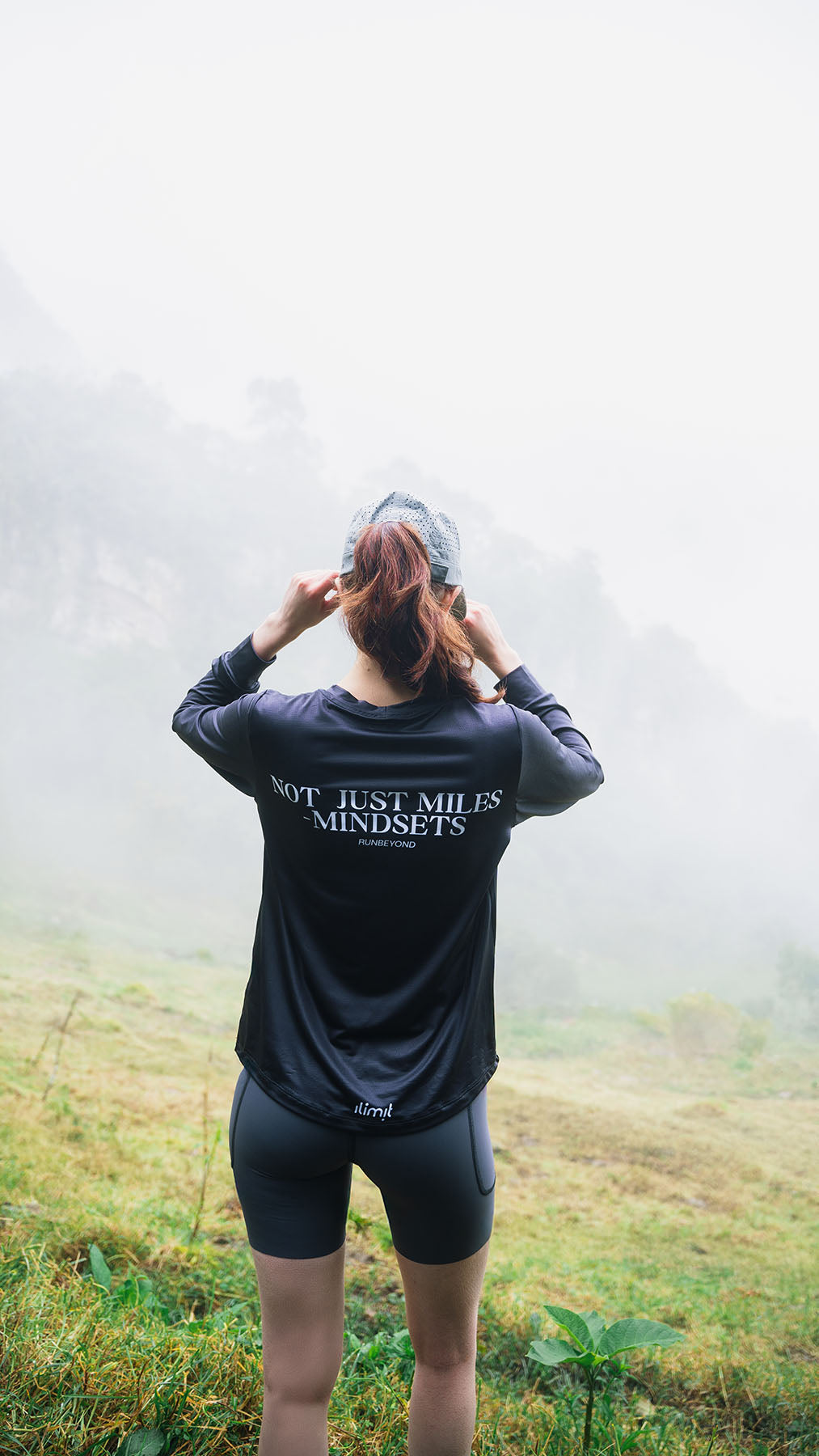 Camiseta Mujer Run Beyond 02